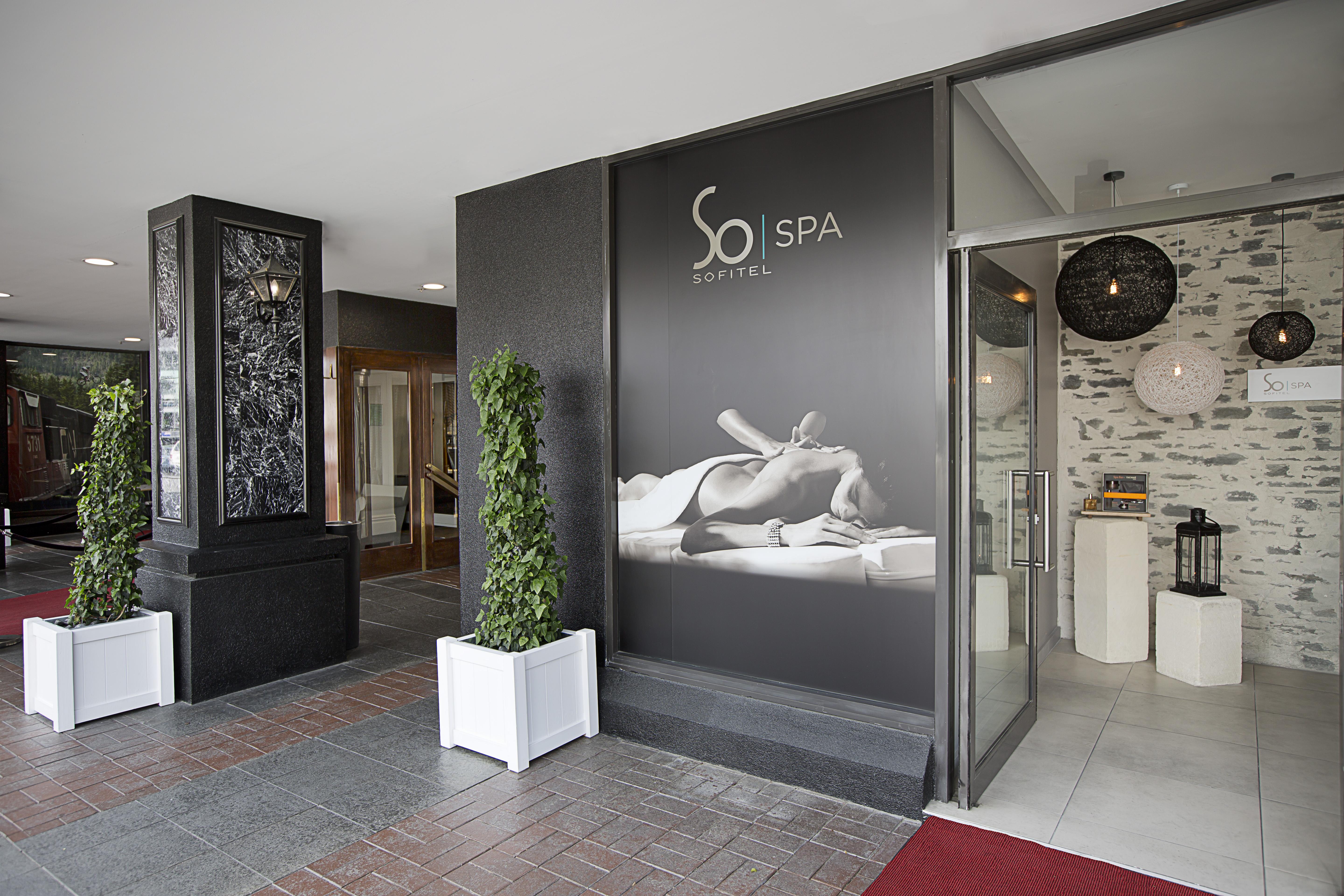 Sofitel Queenstown Hotel & Spa Exterior photo